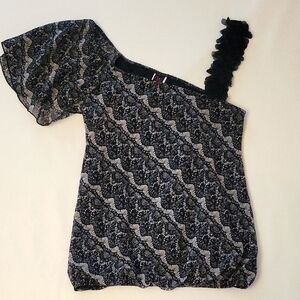 Asymmetrical Black and White Top